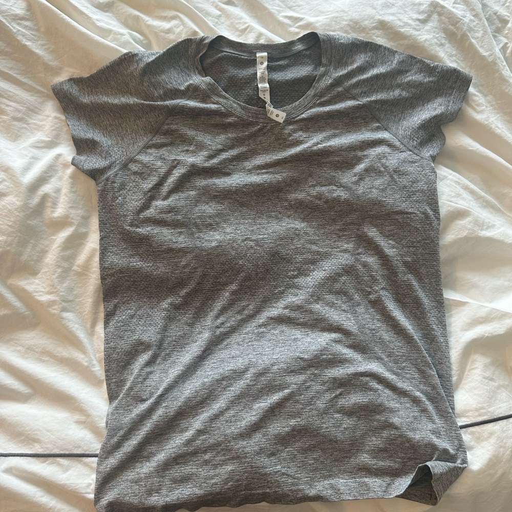 Lululemon Swiftly Tech Top